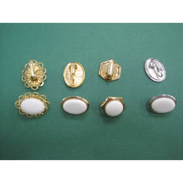 Erilaisia klipsikorviksia