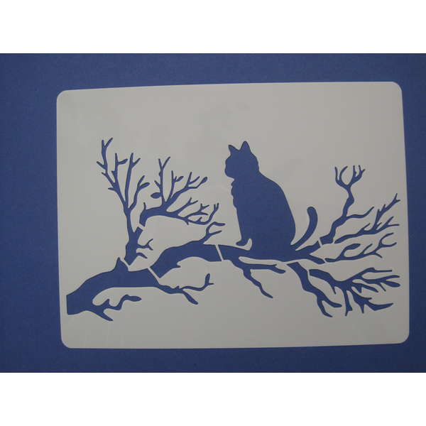 Kissa oksalla (1056)