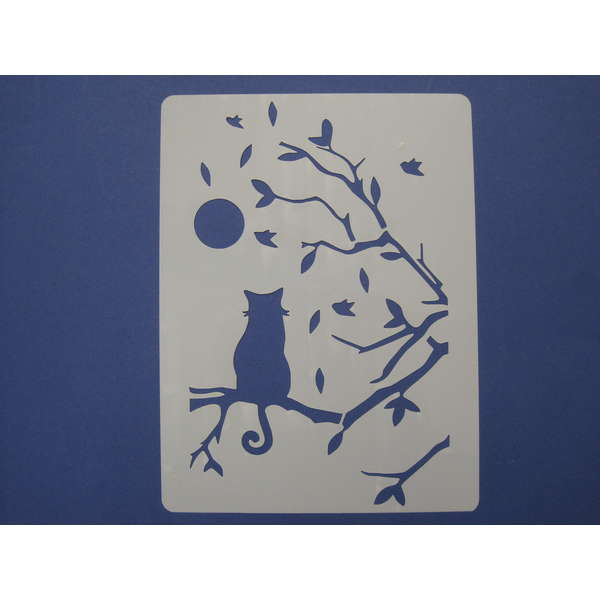 Kissa syksyn kuutamolla (1056)